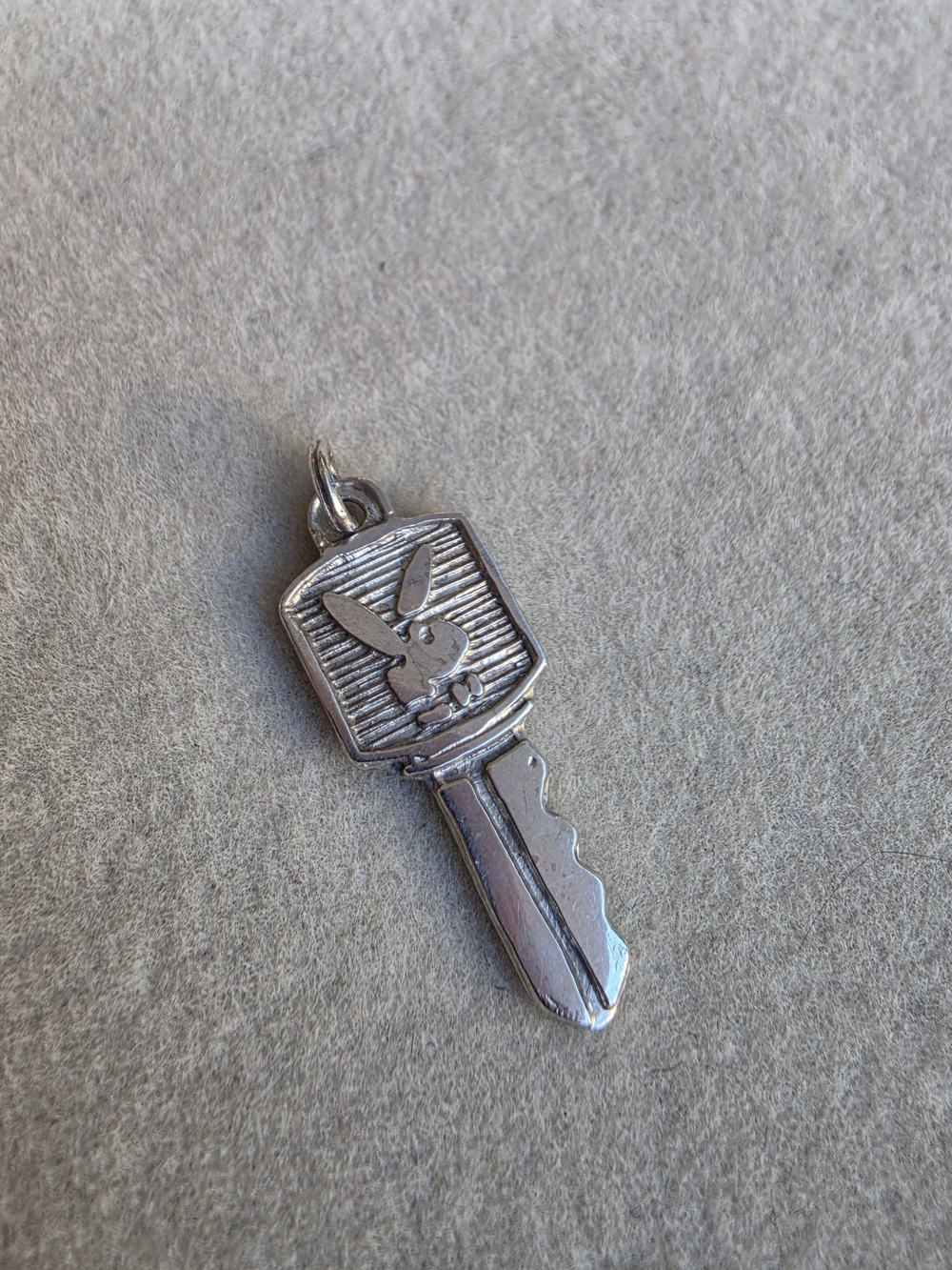 Playboy 925 Sterling Silver Bunny Key Charm Pendant • 1.10g